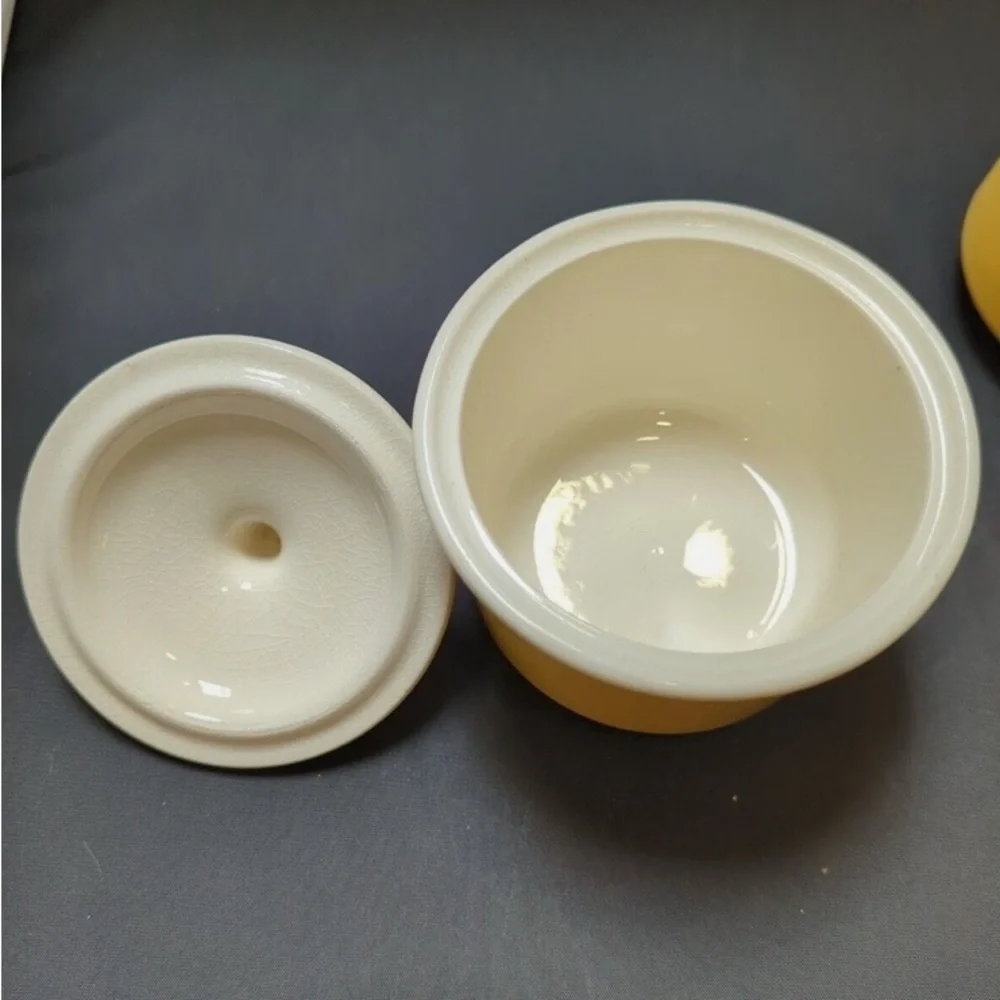 Mid Century USA Yellow and White Creamer and Sugar Bowl w/ Lid Set